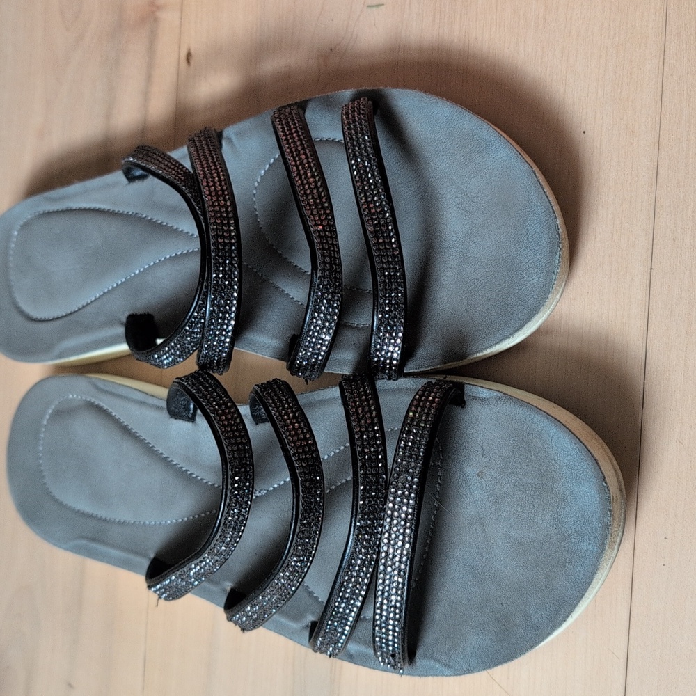 Sparkle sandals